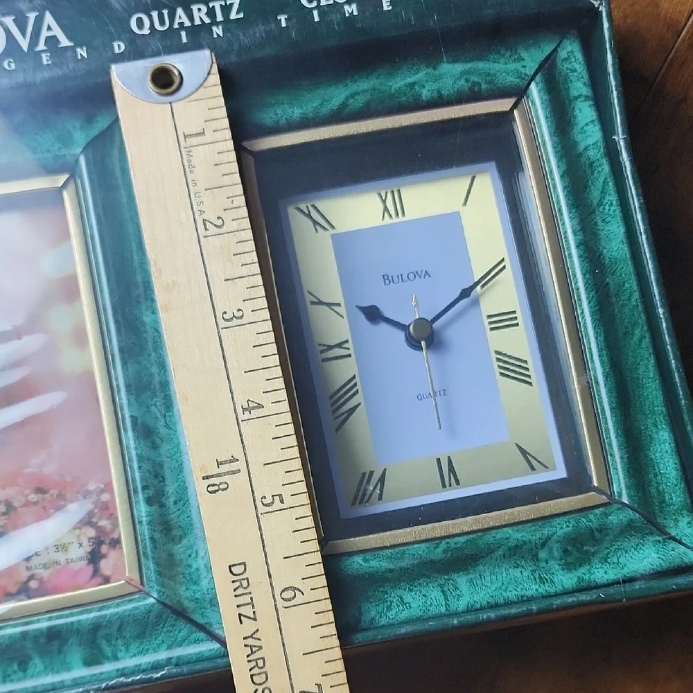 BULOVA‎ | New In Box Emerald and Gold Dual Frame Quartz Clock And Photo Holder